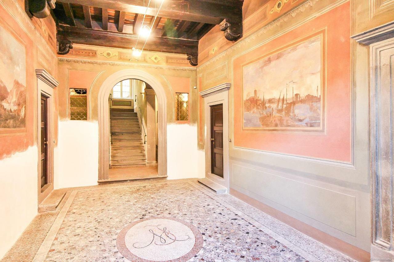 Apartment Guinigi With Private Courtyard Λούκα Εξωτερικό φωτογραφία
