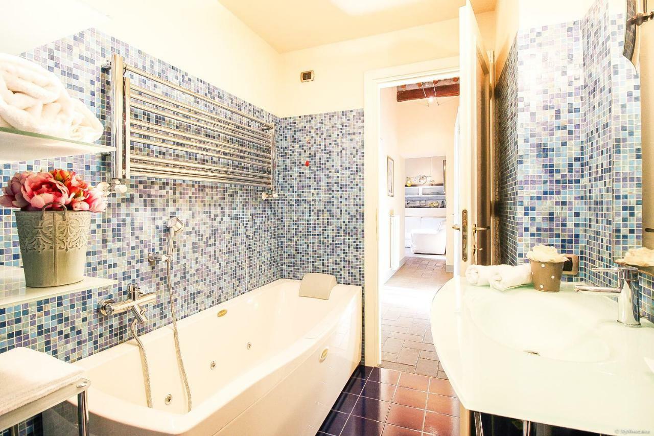 Apartment Guinigi With Private Courtyard Λούκα Εξωτερικό φωτογραφία
